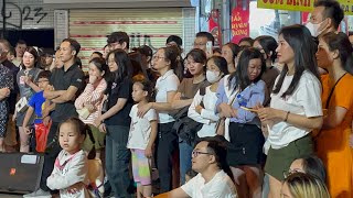 Daydreams – Soobin Hoang Son LIVE Super cool Hanoi Walking Street #haa