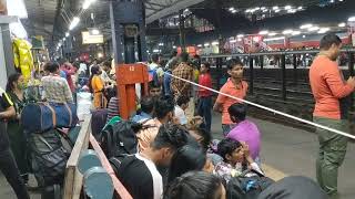 Rush on New Delhi Railway Station, 25 October 2022