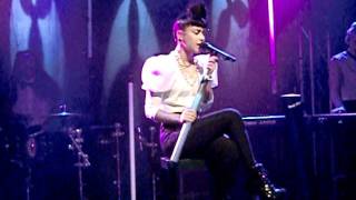 Natalia Kills - Broke Live Hamburg 14.09.2011