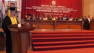 Prof. Dr. Yunastiti Jadi Guru Besar FEB UNS