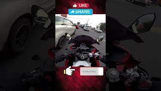 ADA LAWAN KAH MANIES ? | Lane Splitting #kejadianunik #cbr250r #motovlog #fypyoutube #surabayatimur