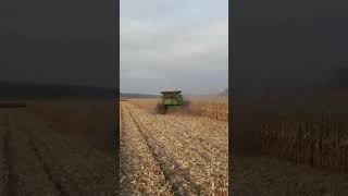 John Deere 9770 STS: Leading Corn Harvesting Technology