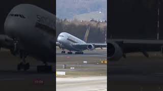 Clean takeoff #automobile #aviation #airport #planespotting #landing