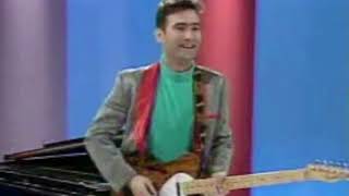 The wiggles shaky shaky (2003) (isolated guitars)