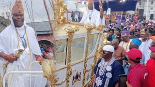 OONI OF IFE BABATUNDE OGUNWUSI OJAJA II ON HIS WAY TO SEE HIS FATHER ONCE IN A YEAR