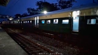 03178 Down Jangipur Road-Sealdah MEMU is Haulted at Balagarh Railway Station||ER