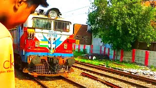 world dangerous locomotive 💪 pulling 1000 coal choches 😱