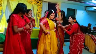 গায়ে হলুদে কনে আর ভাবিদের অসাধারণ ডান্স | Holud Dance Performance 2024