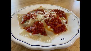 ITALIAN RAVIOLI MADE WITH WON TON WRAPPER....easy and so light and delicious!