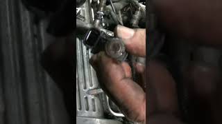 clogged fuel injectors #mechanic #saturn #fuelsystem #fuelinjectors #automotiverepair