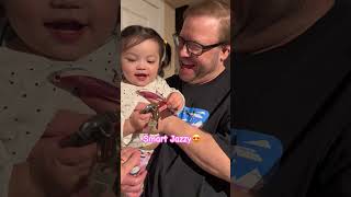 🩷So cute Jazzy teasing Mommy , doesn’t want to give my keys 😅 She says Key #smart #baby  #viral