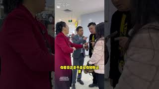 无耻男利用感情欺P多位委托人，二十到五十岁共七位女士上当，李老师走访调查还原真相 《捍卫法律尊严·维护百姓权益》#欠钱不还 #法律咨询 #法律服务 #传递正能量   抖音