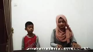 Keren kakak adik kolaborasi suling bambu dan keyboard merdu