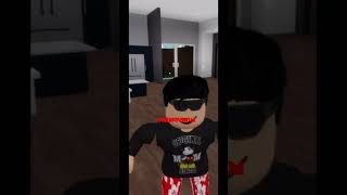 when your mom thinks you pooped #roblox #shorts