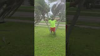 Floridian Michael Jackson performance during Hurricane Helene