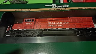 HO SCALE BOWSER SD30C-ECO REVIEW!