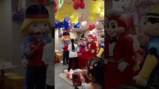 Jollibee and Friends #jollibee #jollibeebidaangsaya #viralvideo #shortvideo