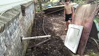 Redneck  Plumbing unplugging sink drain with a Air Bomb!