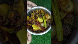 इस सब्जी को खाकर आपको पता नहीं चलेगा कि करेले है#viral #food #video #recipe