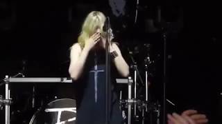 The Pretty Reckless - Like a Stone (homenagem à Chris Cornell)