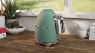 Product Review: Smeg 50s Retro Style Aesthetic Electric Kettle Emerald Green KLF03EGMAU