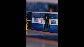 Chennai express Train scene #shorts #shahrukhkhan #dipikapadukon #chennaiexpress