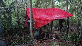 CAMPING HUJAN DERAS DALAM HUTAN | SAMBIL MANCING