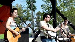 Freelance Whales - Rain or Shine @ Bonnaroo Sonic Stage 2011