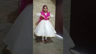 Mesmerizing kathak dance  basic #kathak #trendingshorts  #trending #shorts #short#dance