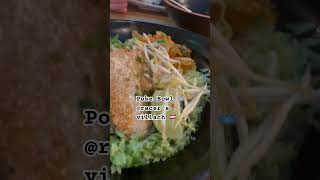 Poke bowl 🥣 #shortsfeed  #louinaustria #shortvideo  #shortsviral #travel #austrianfood #european