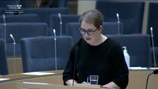 Begränsningar för näringslivet - Interpellationsdebatt