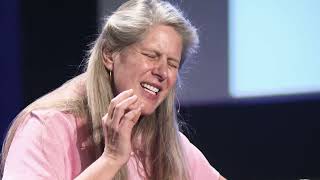 My stroke of insight TedTalk -  Jill Bolte Taylor (Русское озвучание)