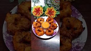 //South Indian breakfast recipe🤩😍// #trending #youtubeshorts #subscribe #meduvada #viral #shorts