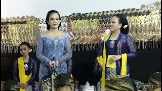 duet bareng Sindhen Idolanya Pak Cahyo Kuntadi,Elisa OA, Langgam Angenteni, Pl.Nem