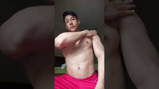 See how a muscleman takes care of his skin @officialfahmizulpikar #IndonesianMan #Sweat #muscle