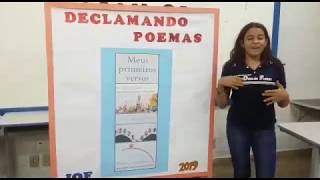 Declamando poemas - 7º ano A