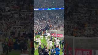 من أعظم  المقاطع اللي ممكن تشوفها، نشيد ‏ريال مدريد في ويمبلي بعد التتويج 🥶⚪️#ريال_مدريد