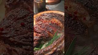 Sizzling Tomahawk Steak – Juicy Perfection on the Grill! 🔥🥩 #steak ##shortvideo #tomahawksteak