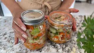 Cabbage and carrot pickle