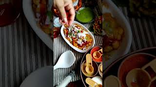 /Samosa chaat😋🤤 /#recipe #food #cooking #samosachaat #subscribe #viral #shorts