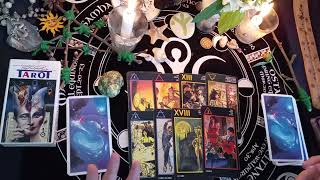 Порада від Вищих Сил. #тароукраїнською #tarot #хатачарівниці #таро