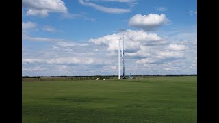 Установка первых ветряков по дороге в Степановку Первую. Поле возле Гирсовки. 23 Мая 2020.