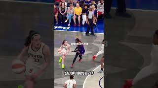 Caitlin Clark hands the ball off #basketball #wnba #caitlinclark