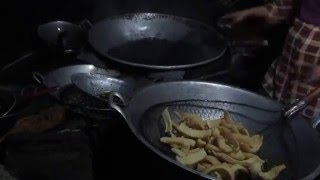 Cara Menggoreng Kerupuk Rambak Jari, jemur dulu 3jam sbl digoreng