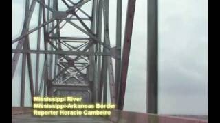 In the border: Mississippi-Arkansas Bridge