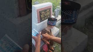 ziarah ke makam kakek