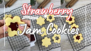 Strawberry jam cookies 🍓