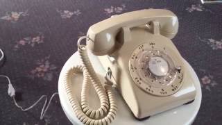 1961 R83 Ivory Western Electric 500 Telephone