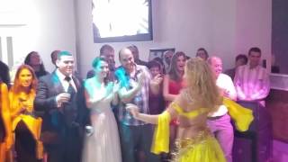 Felix Shafir wedding - Belly dancer