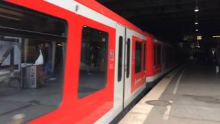 S-Bahn Hamburg: Ausfahrt zweier ET 474 PLUS in Hbf